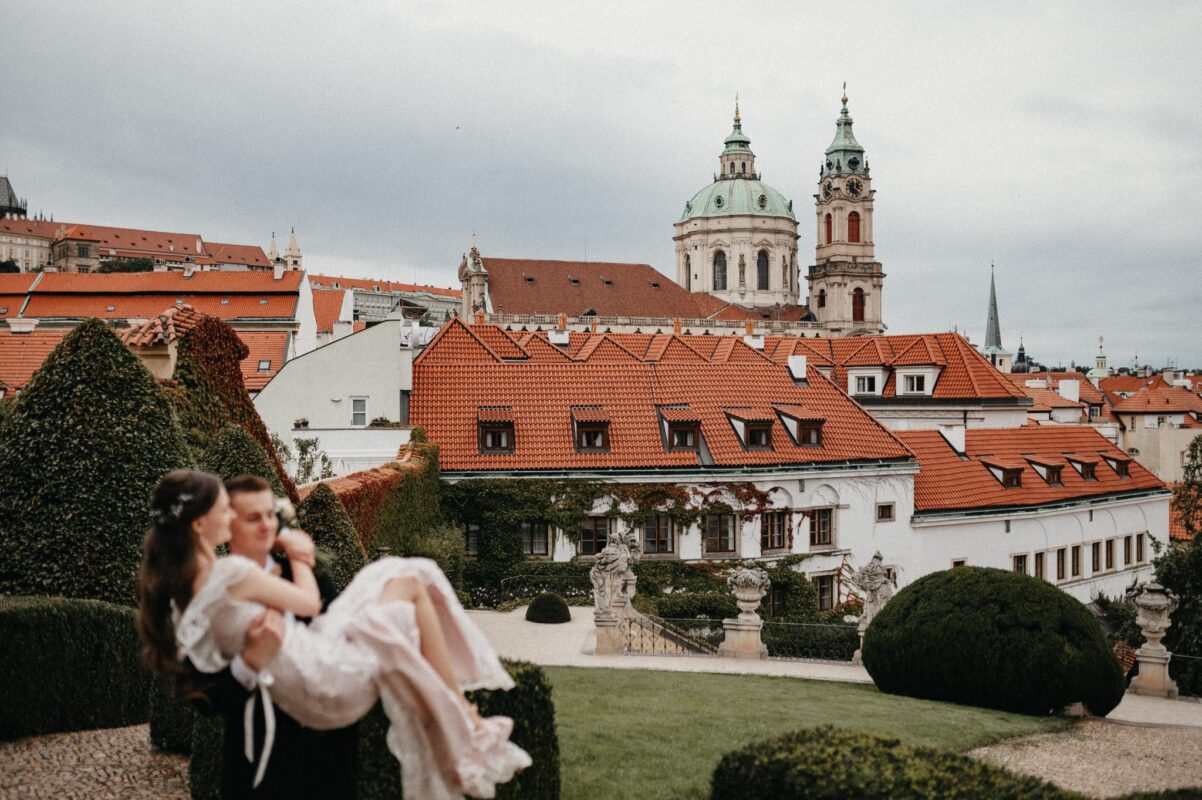 Svatba ve Vrtbovské zahradě fotky